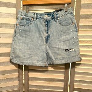 GAP denim high rise Mom Short